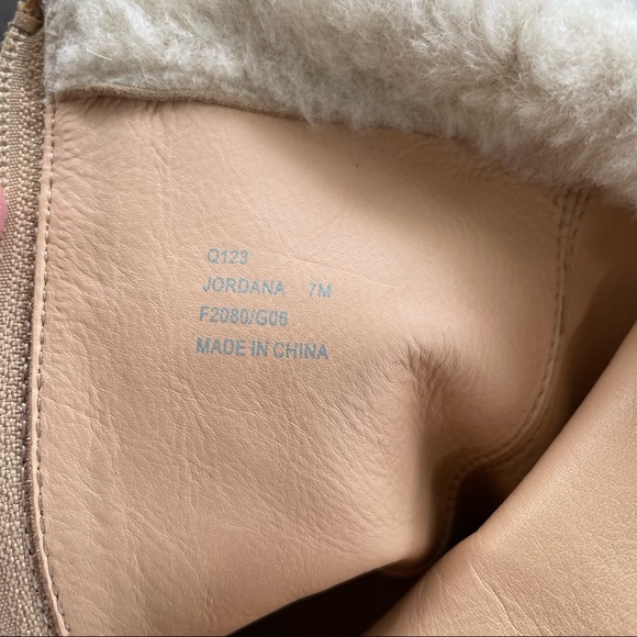 Y2K STYLE SUEDE COACH LOGO BOOTS WITH FAUX FUR!! - Picture 13 of 13